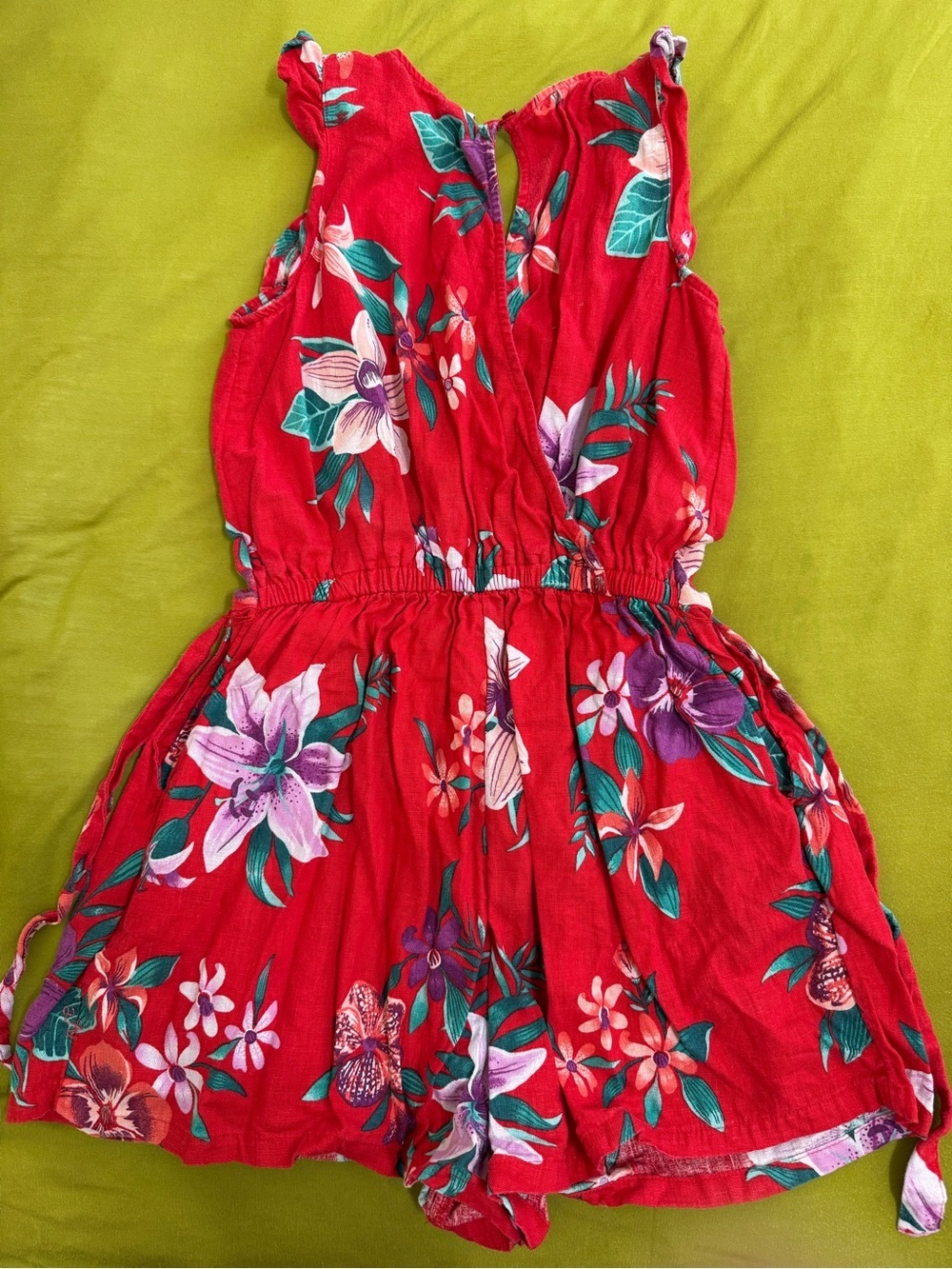 Old Navy Women’s Red Floral Sleeveless Romper - Picture 4 of 4